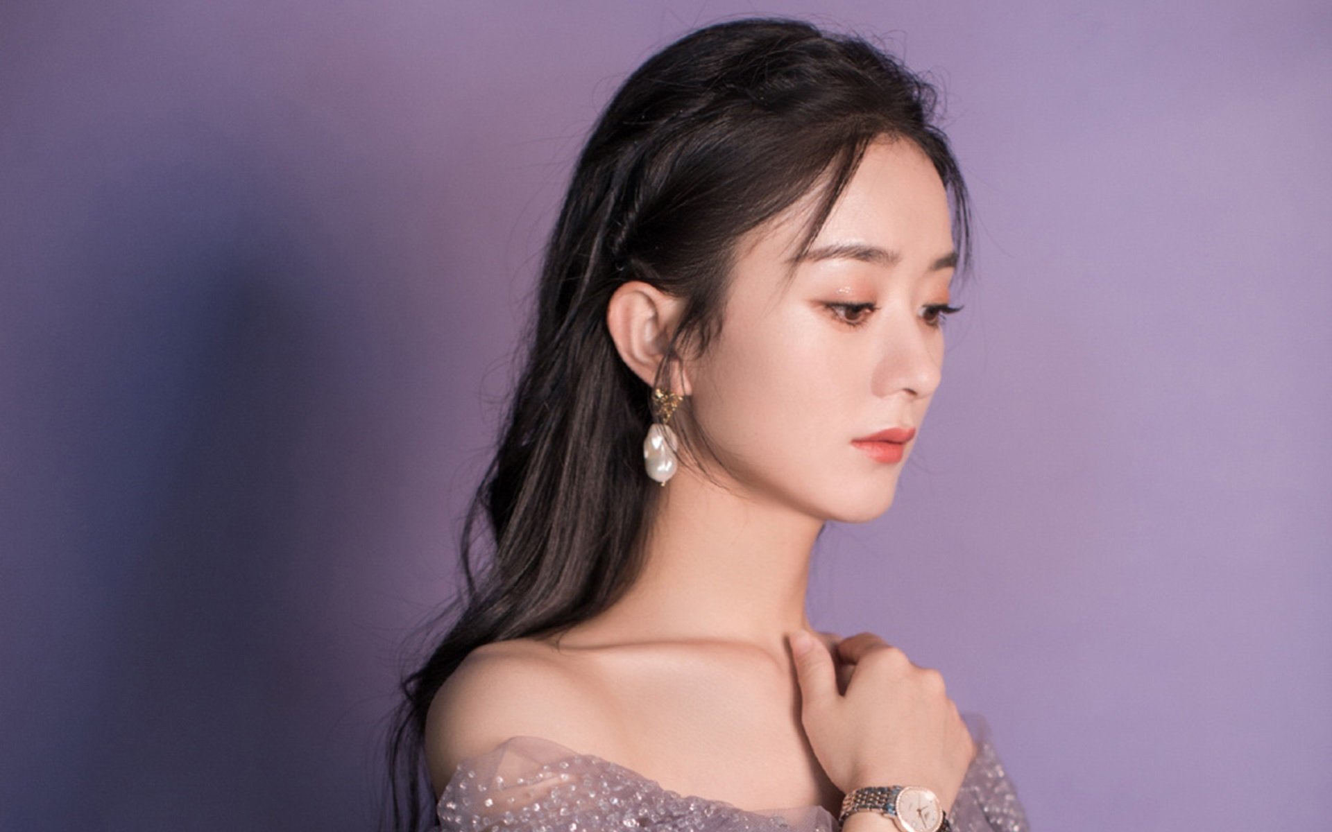 主场气氛热烈是否会干扰客队罚球，足球比赛主场客场是什么意思