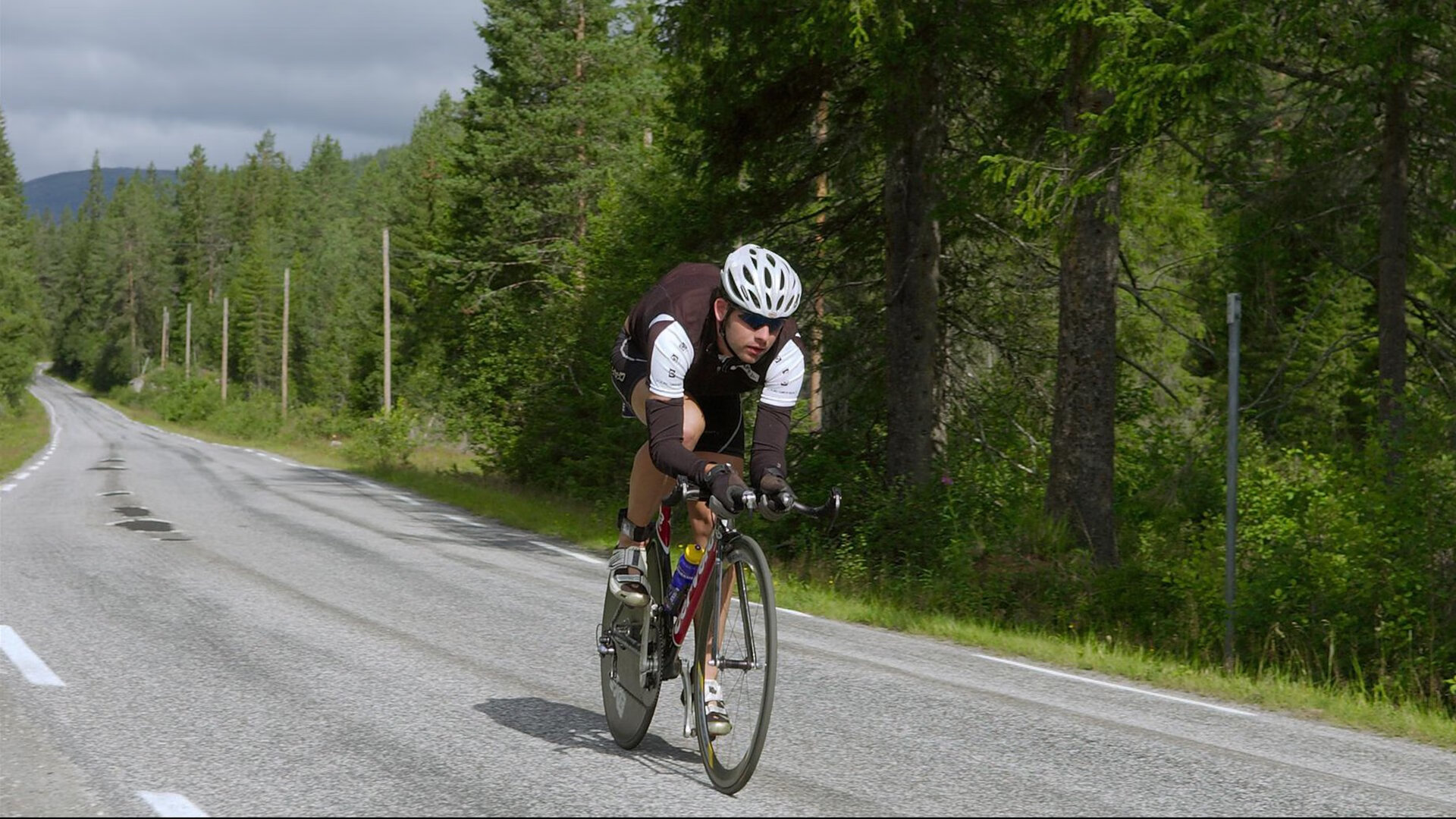 青训场馆引入智能巡逻安保系统，保障青少年安全
